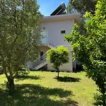 Shtepia Nen Pisha 